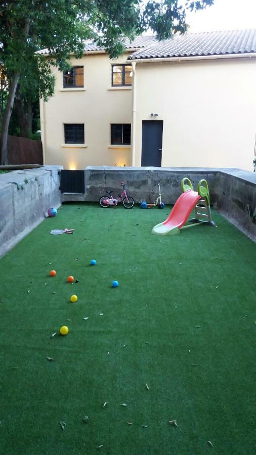 Au Vieux Lavoir Avec Parking Prive, Jardin , Climatisation, A 500 M De La Cite Carcassonne Eksteriør bilde