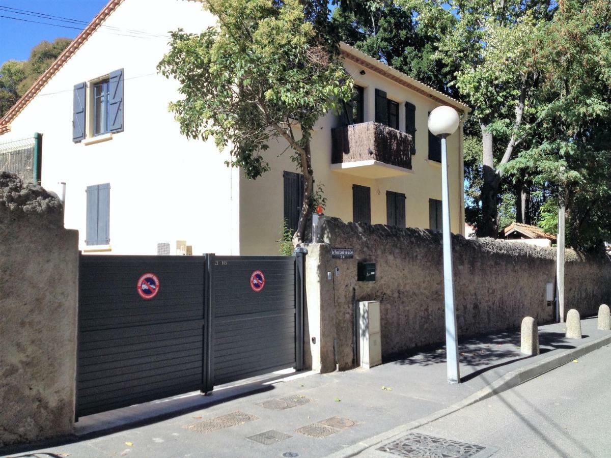 Au Vieux Lavoir Avec Parking Prive, Jardin , Climatisation, A 500 M De La Cite Carcassonne Eksteriør bilde